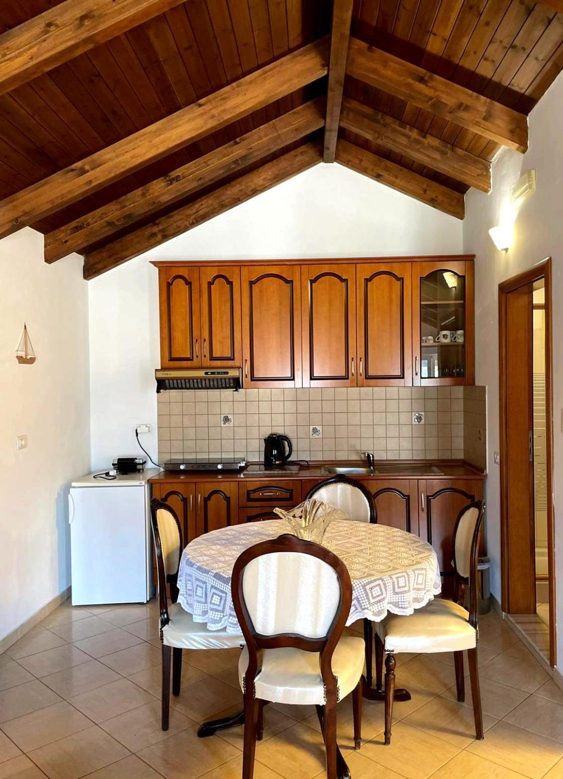 Apartments Athina Orikum Extérieur photo