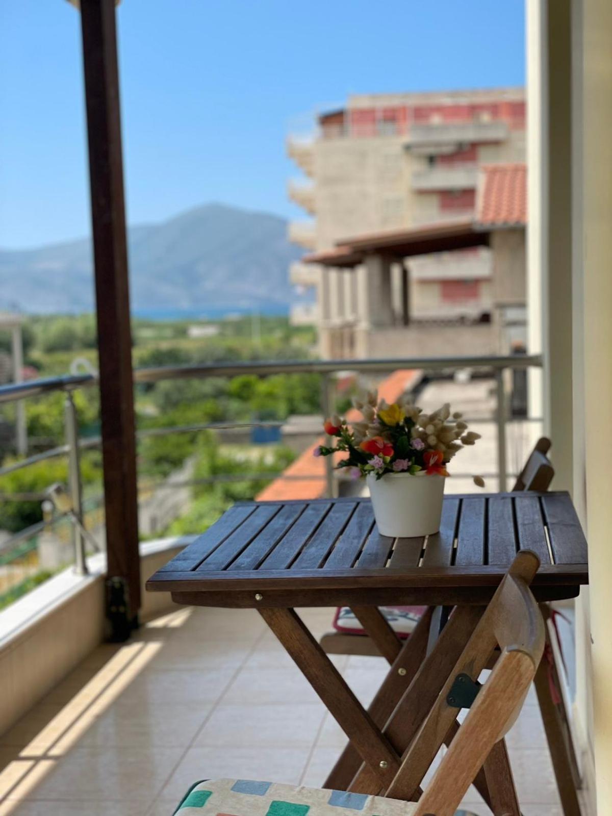 Apartments Athina Orikum Extérieur photo