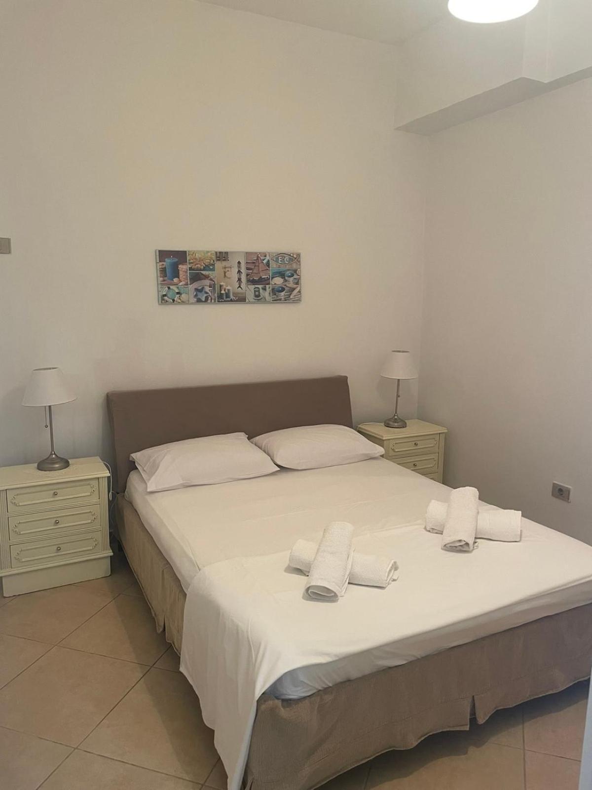 Apartments Athina Orikum Extérieur photo