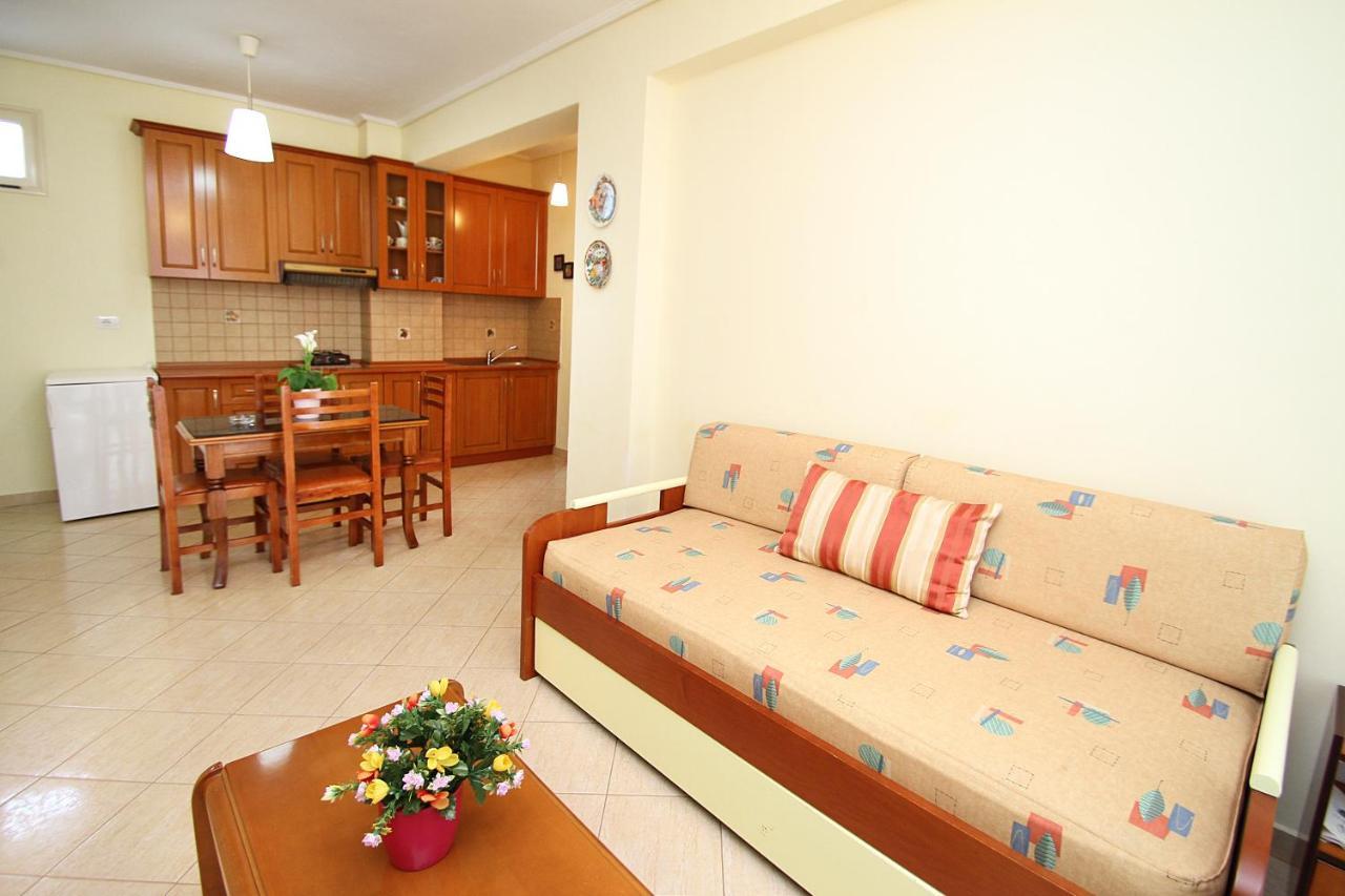 Apartments Athina Orikum Extérieur photo