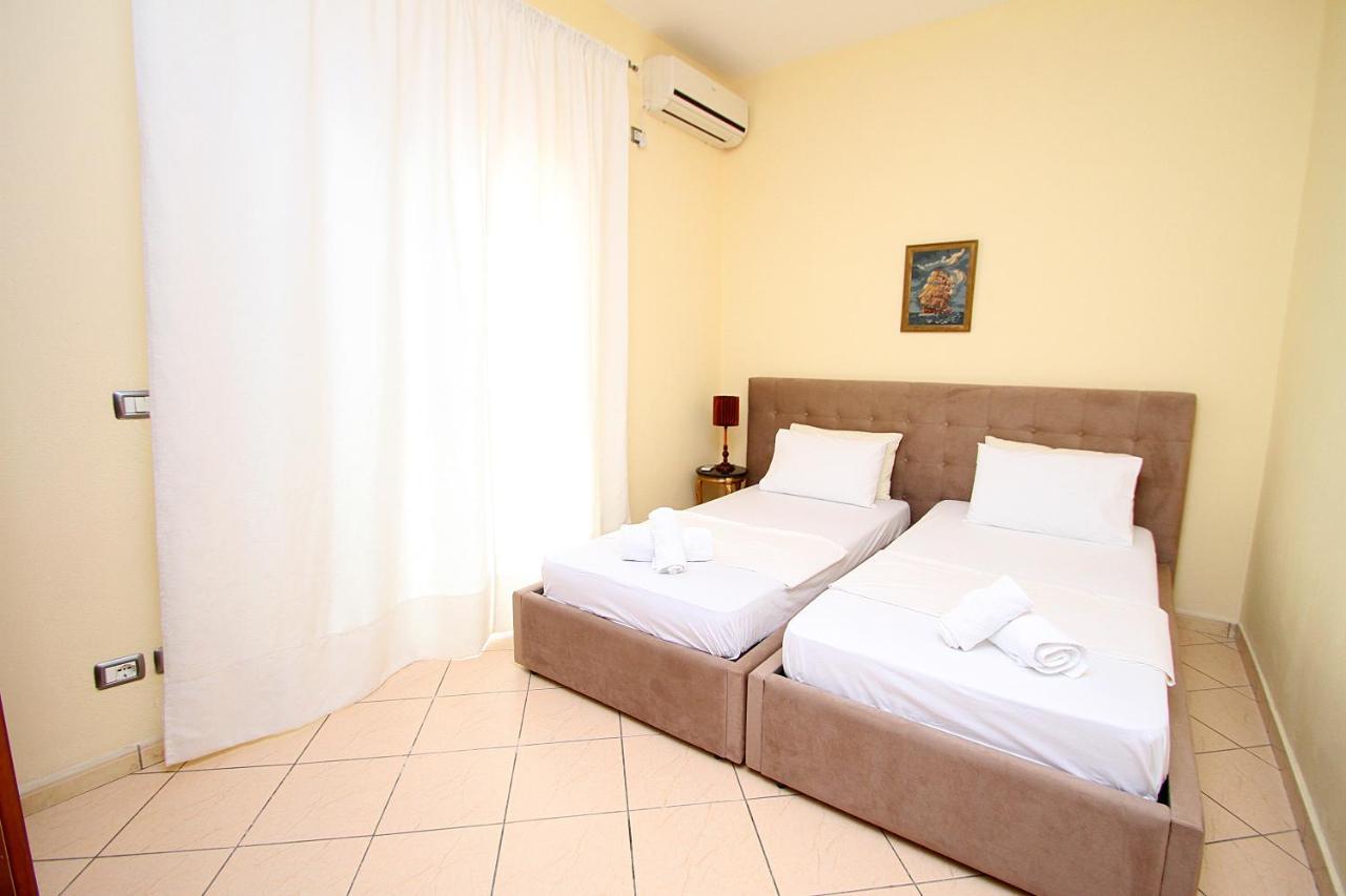 Apartments Athina Orikum Extérieur photo